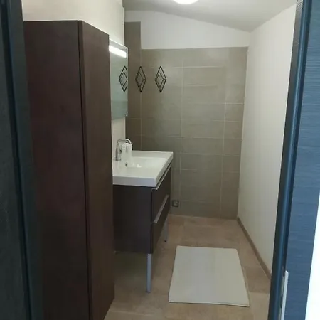 Avec Le Confort D'un Bed & Breakfast Villeneuve-les-Avignon