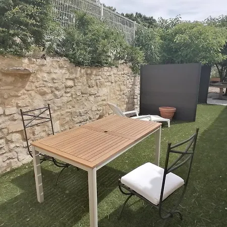 Bed & Breakfast Avec Le Confort D'un Villeneuve-les-Avignon